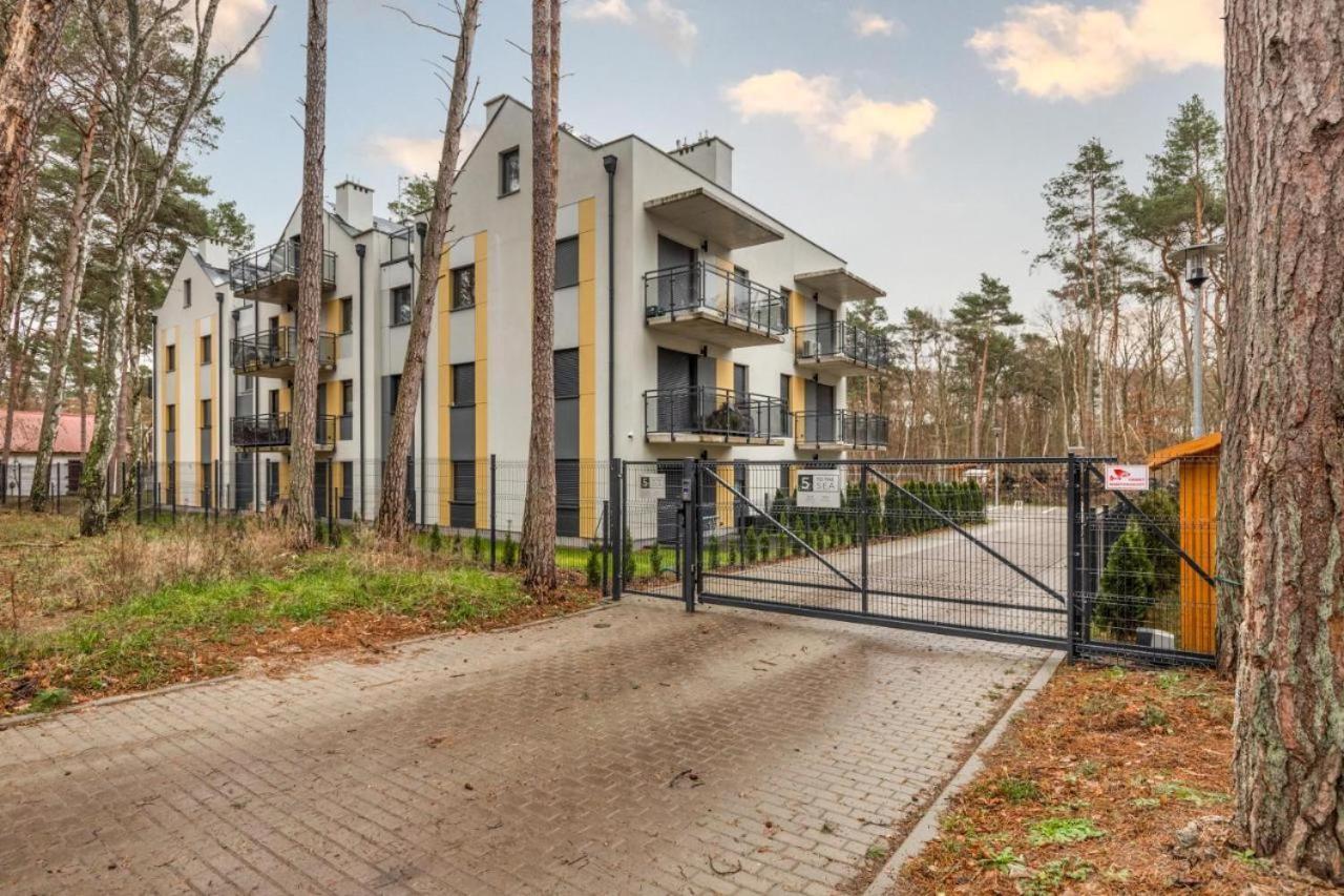 Apartament By Karol เมียนซีวอเจีย ภายนอก รูปภาพ