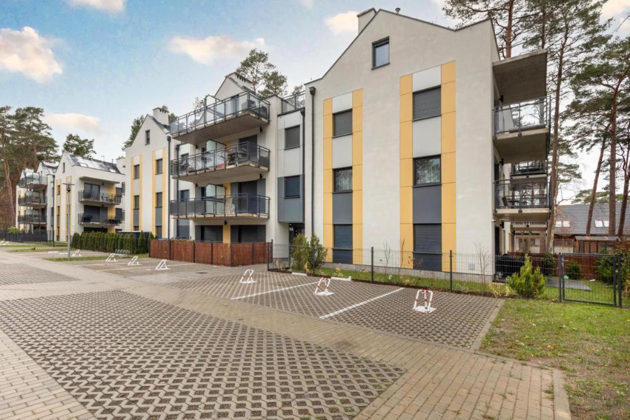 Apartament By Karol เมียนซีวอเจีย ภายนอก รูปภาพ